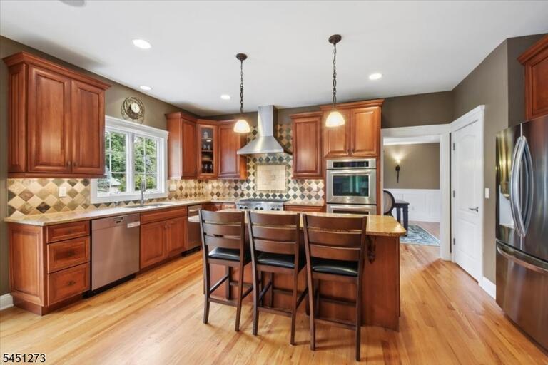 Property listing MLS 4048453 photo 12