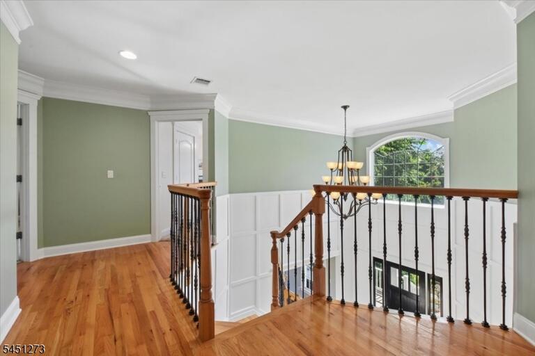 Property listing MLS 4048453 photo 23