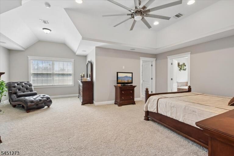 Property listing MLS 4048453 photo 24
