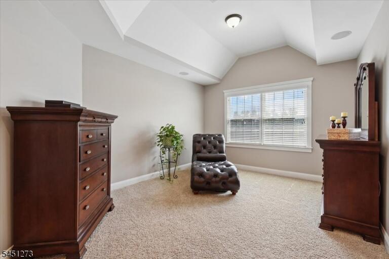Property listing MLS 4048453 photo 26