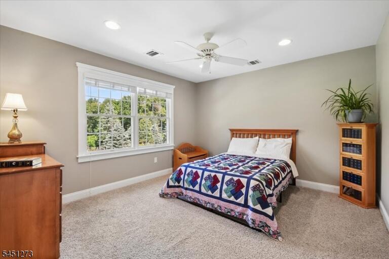 Property listing MLS 4048453 photo 31