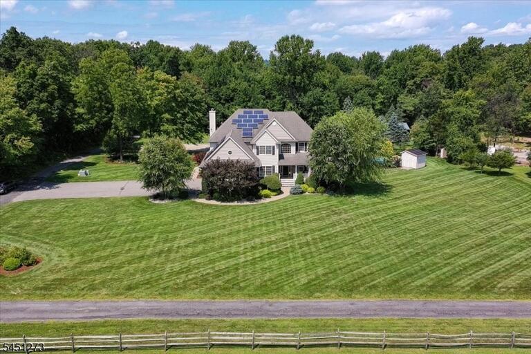 Property listing MLS 4048453 photo 47