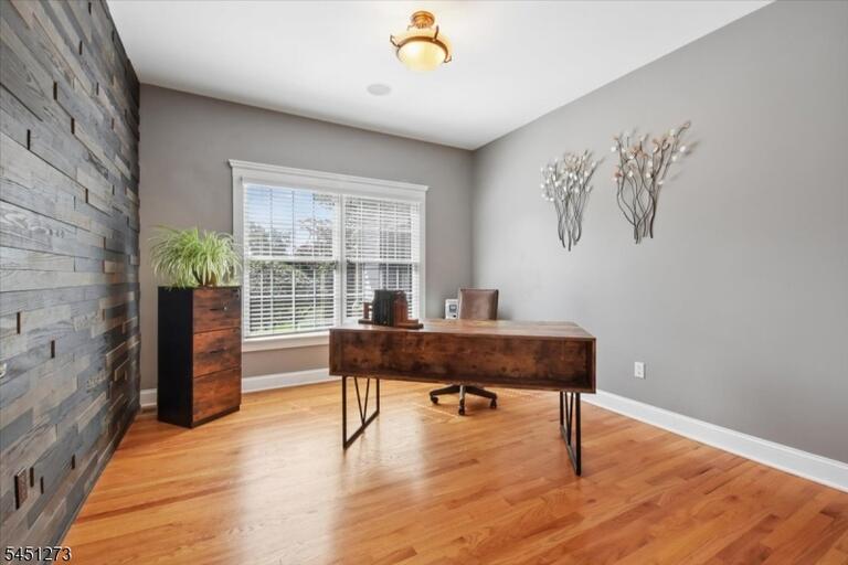 Property listing MLS 4048453 photo 7