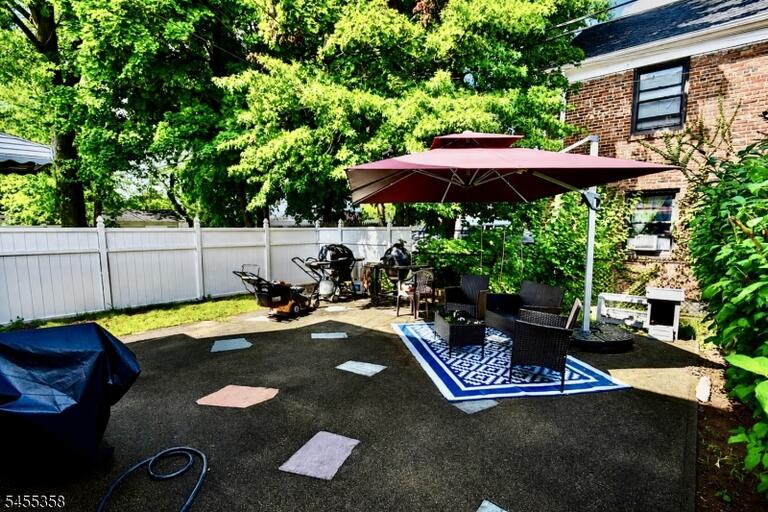 Property listing MLS 4048456 photo 10