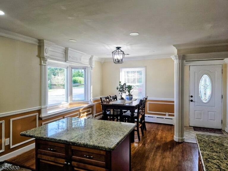 Property listing MLS 4048479 photo 5