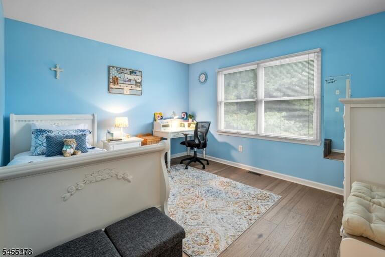 Property listing MLS 4048503 photo 26