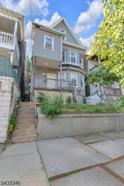 Property listing MLS 4048515 photo 1