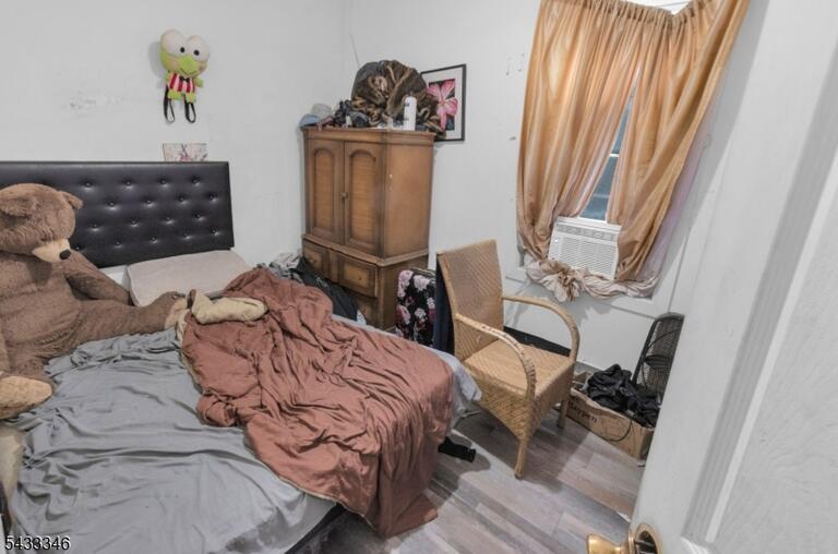 Property listing MLS 4048515 photo 11