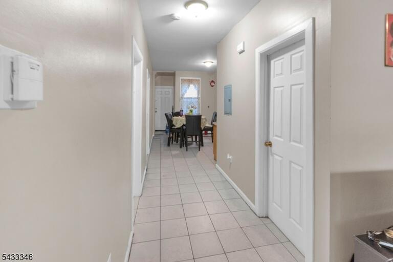 Property listing MLS 4048515 photo 22