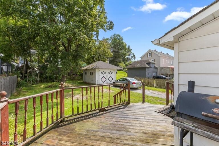 Property listing MLS 4048553 photo 23