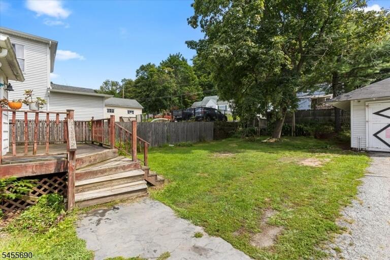 Property listing MLS 4048553 photo 25