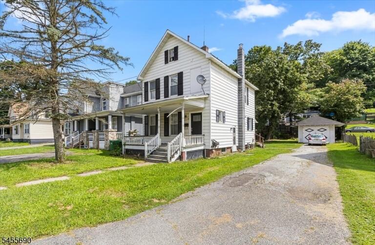 Property listing MLS 4048553 photo 3