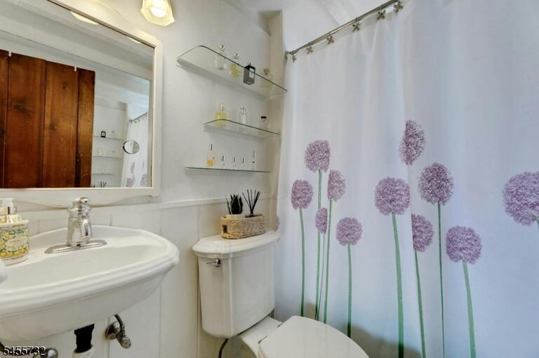 Property listing MLS 4048560 photo 19