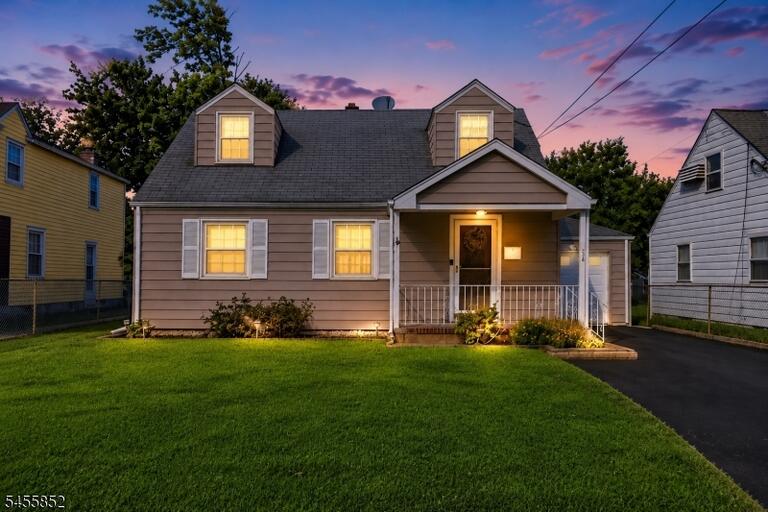 Property listing MLS 4048579 photo 2