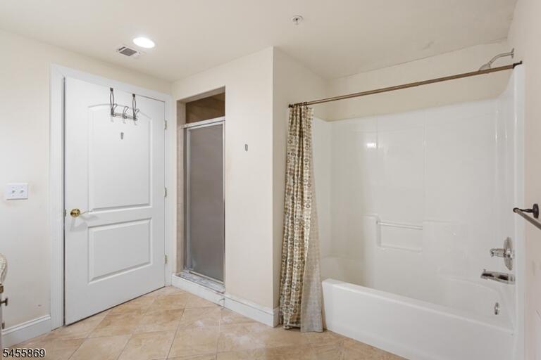 Property listing MLS 4048581 photo 17