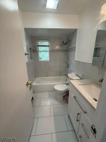Property listing MLS 4048583 photo 11