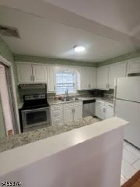 Property listing MLS 4048583 photo 5