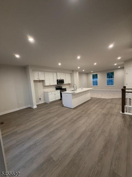 Property listing MLS 4048589 photo 4