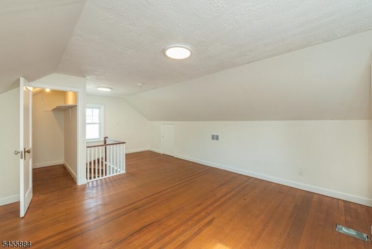 Property listing MLS 4048600 photo 14