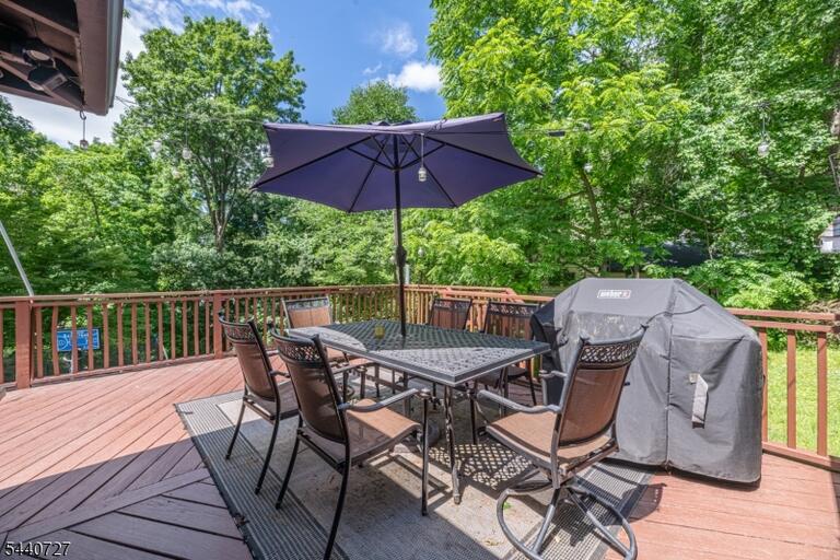 Property listing MLS 4048608 photo 27