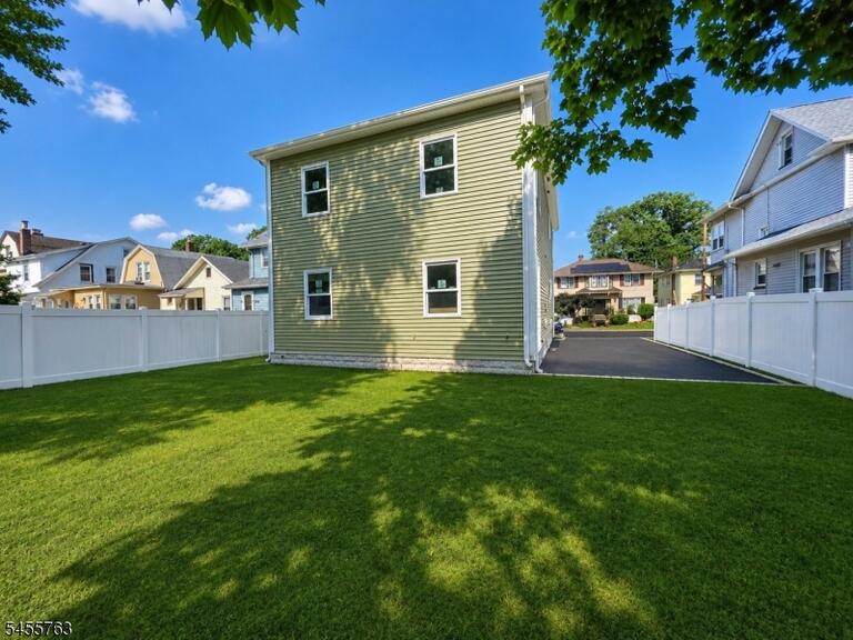 Property listing MLS 4048612 photo 6