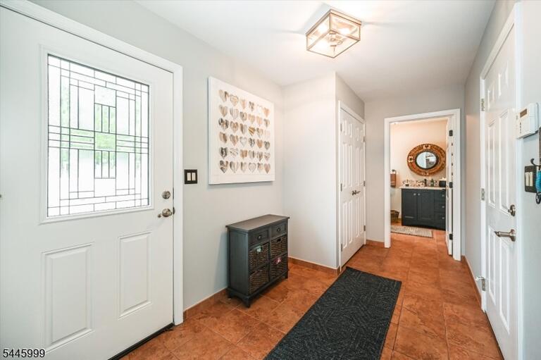 Property listing MLS 4048614 photo 13