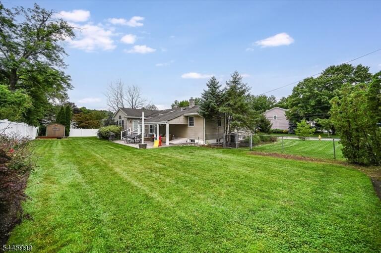 Property listing MLS 4048614 photo 28