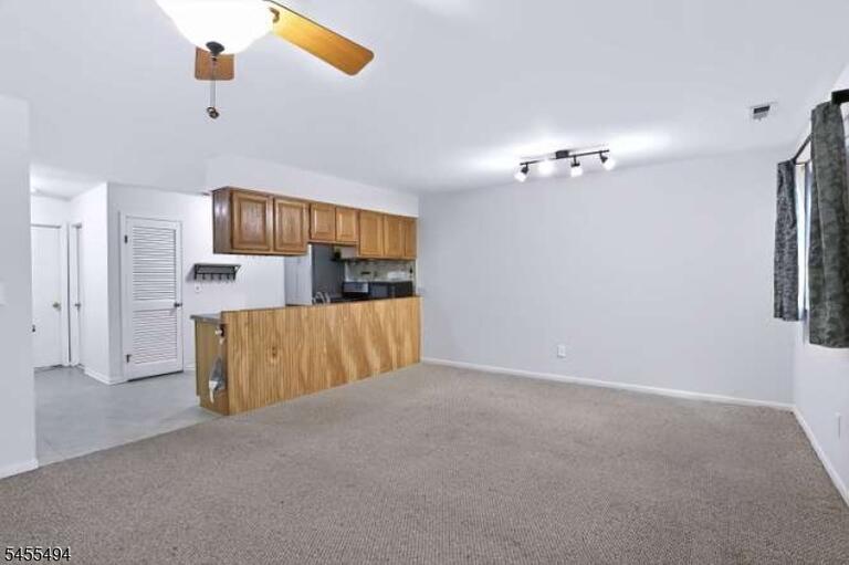 Property listing MLS 4048615 photo 11
