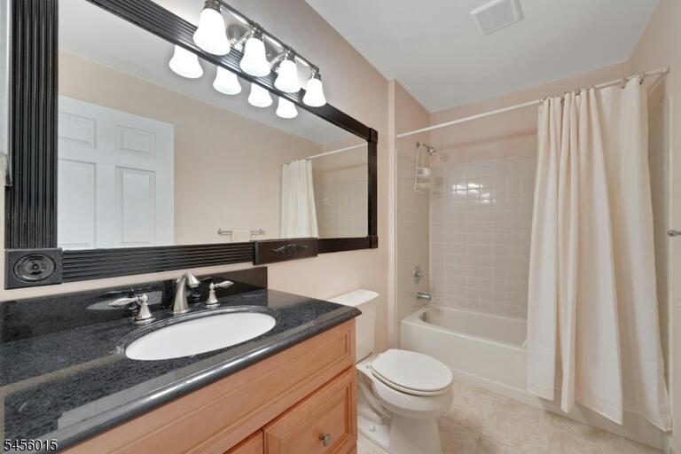 Property listing MLS 4048706 photo 18