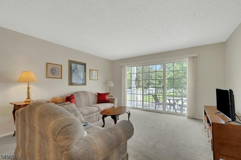 Property listing MLS 4048706 photo 5