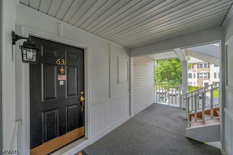 Property listing MLS 4048706 photo 9