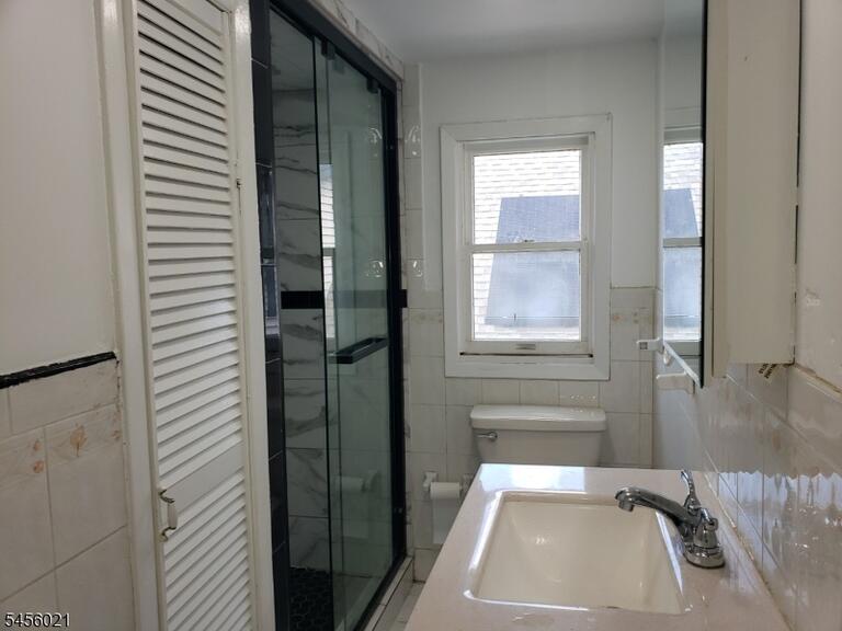Property listing MLS 4048715 photo 10