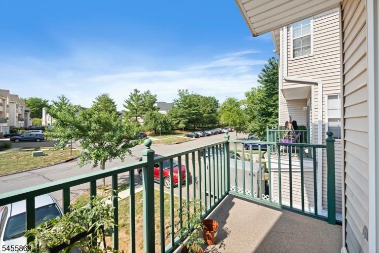 Property listing MLS 4048724 photo 10