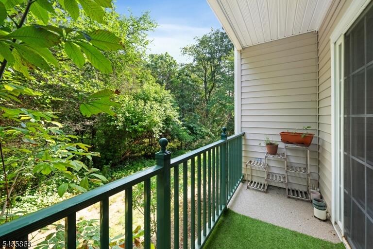 Property listing MLS 4048724 photo 13
