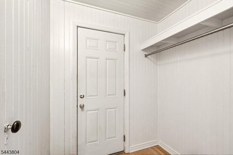 Property listing MLS 4048734 photo 19
