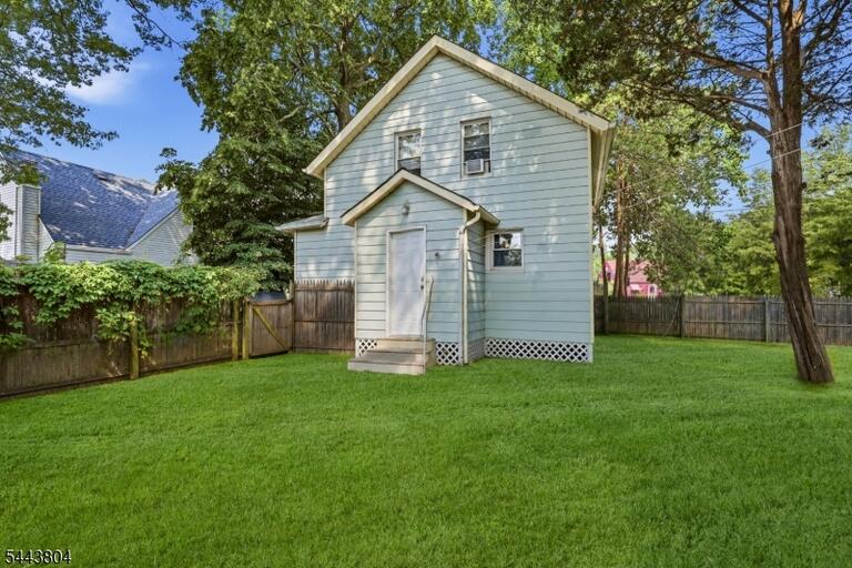 Property listing MLS 4048734 photo 27