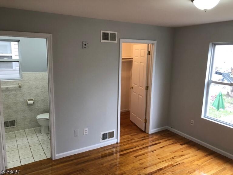 Property listing MLS 4048735 photo 10