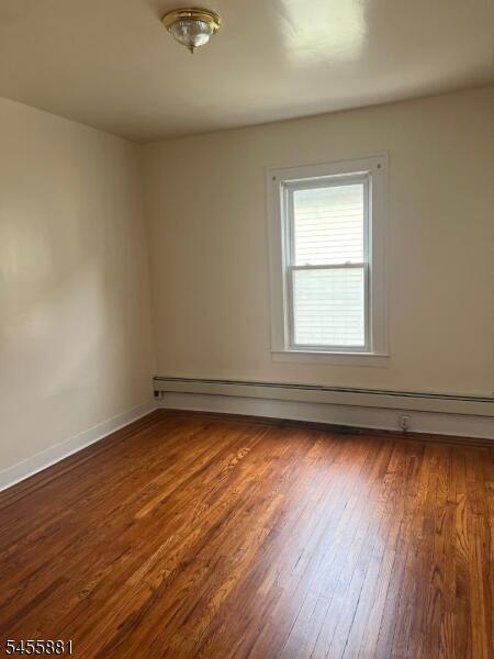 Property listing MLS 4048737 photo 1