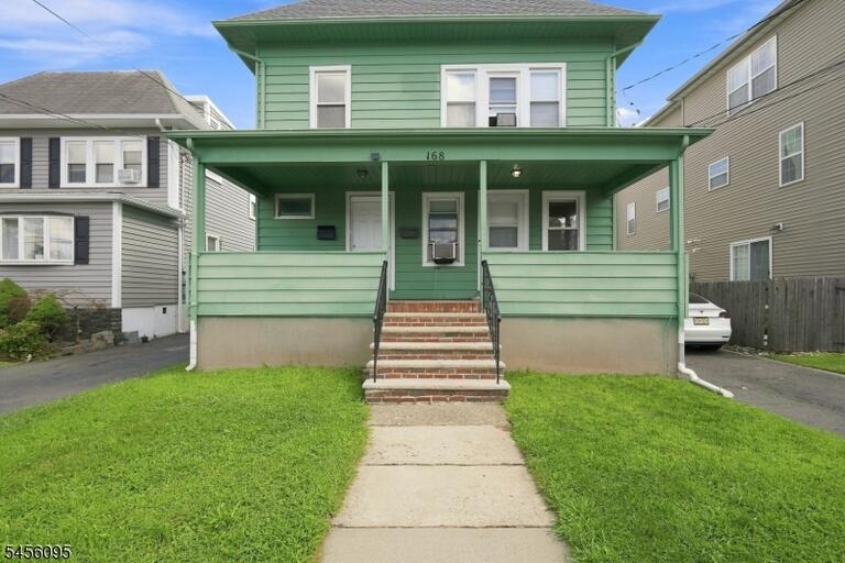 Property listing MLS 4048756 photo 23