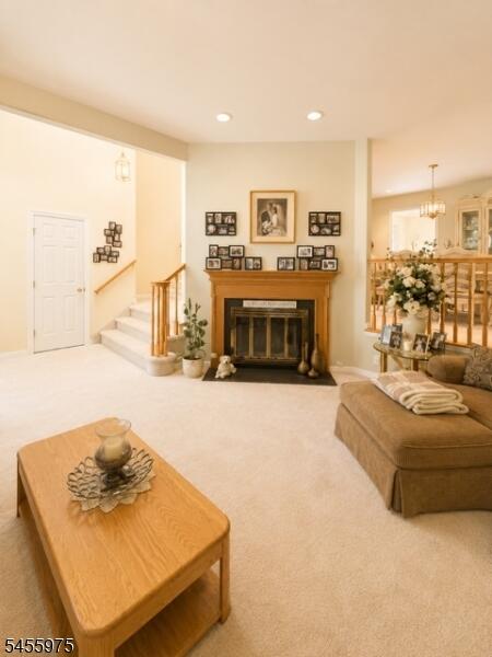 Property listing MLS 4048760 photo 3