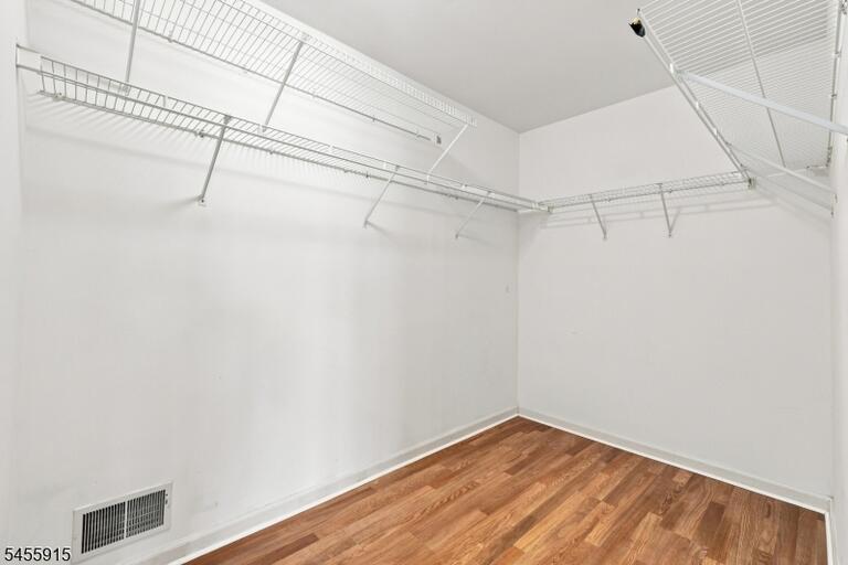 Property listing MLS 4048774 photo 22