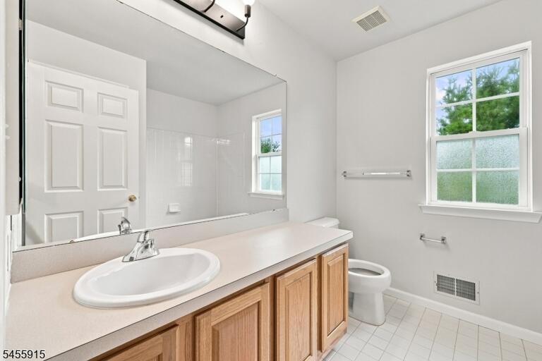 Property listing MLS 4048774 photo 27