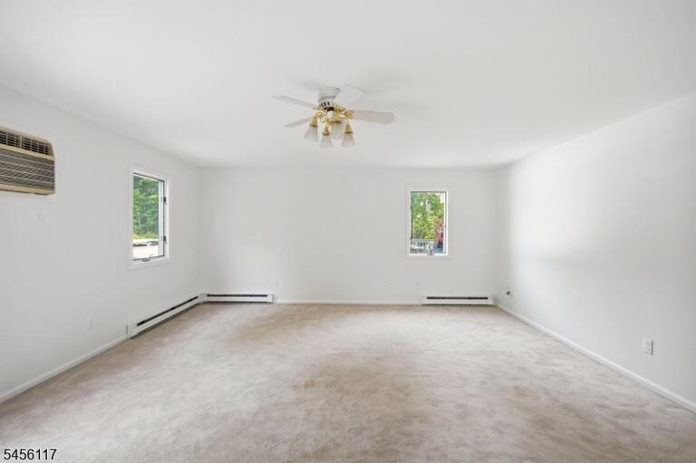 Property listing MLS 4048788 photo 26