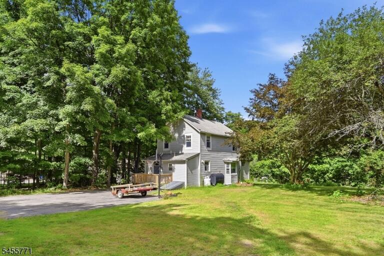 Property listing MLS 4048932 photo 24