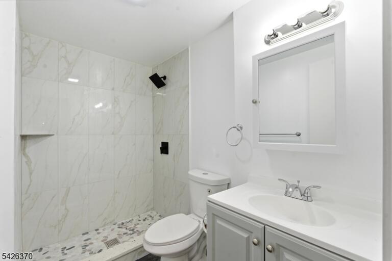 Property listing MLS 4048963 photo 24