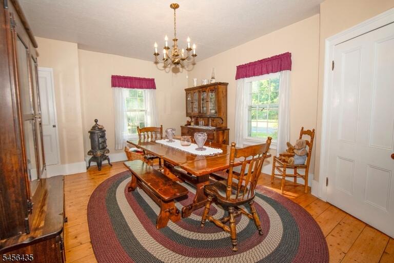 Property listing MLS 4049036 photo 22