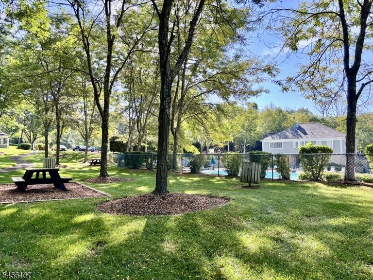 Property listing MLS 4049155 photo 32
