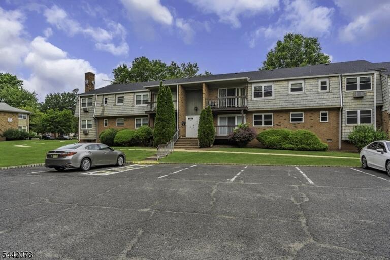 Property listing MLS 4049163 photo 1