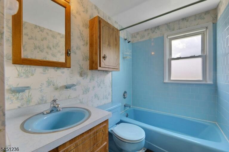 Property listing MLS 4049205 photo 24