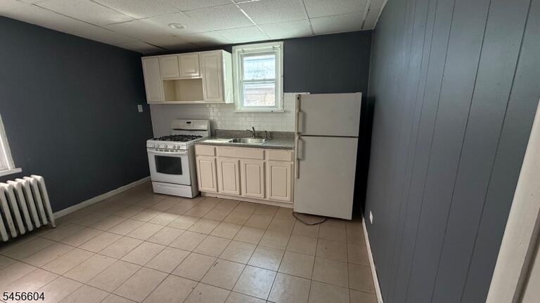 Property listing MLS 4049222 photo 4